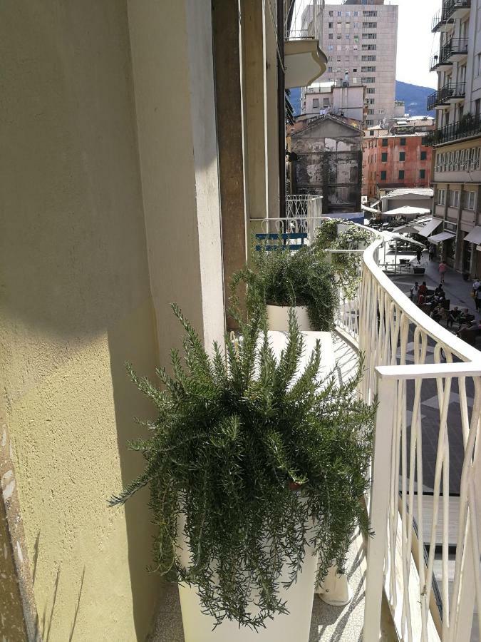 Galleria 38 La Spezia Kültér fotó